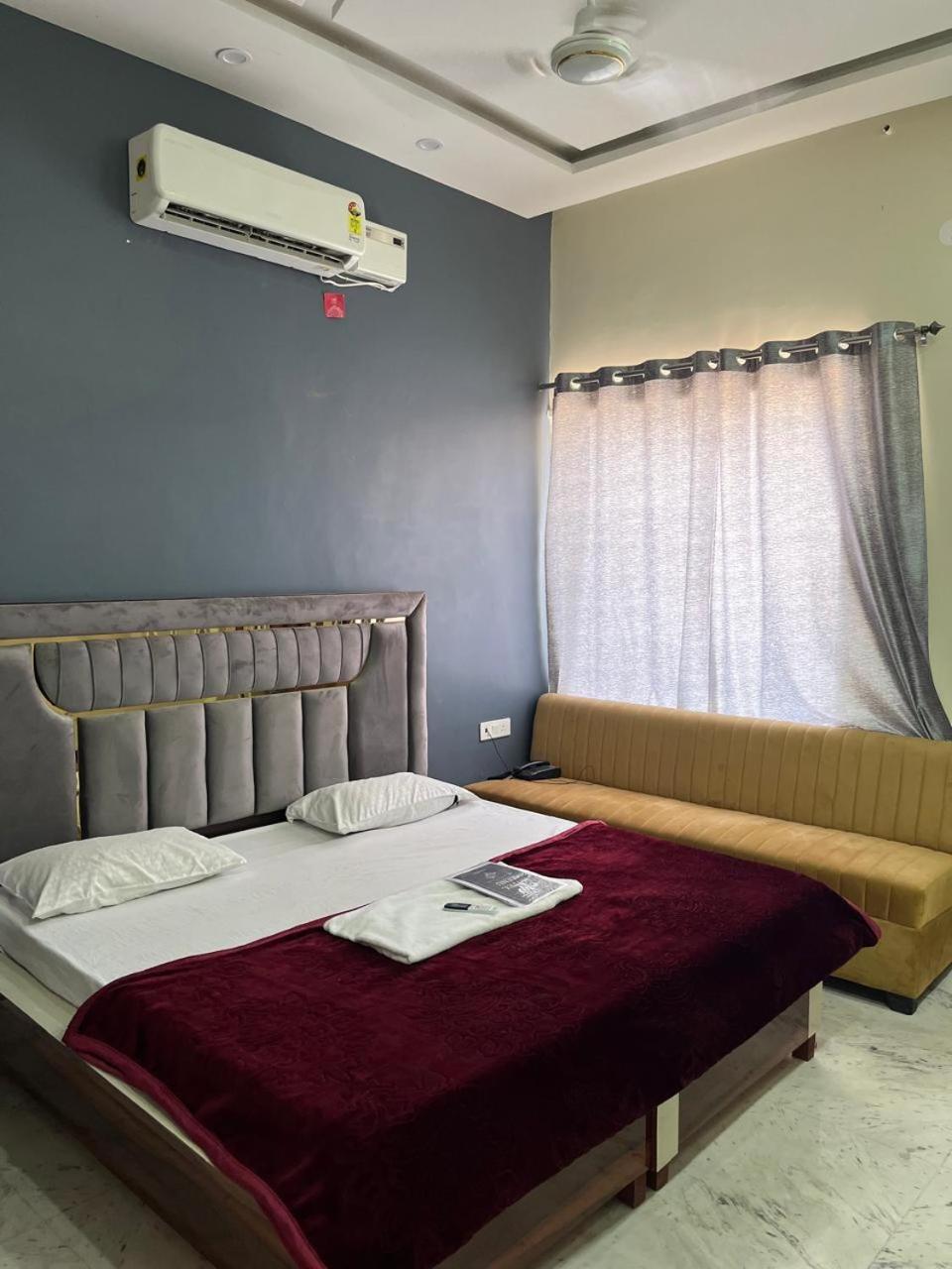 Hotel Ap Suratgarh 외부 사진